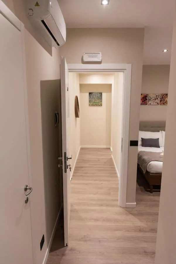 Guest house Xxiv Domus Luxury Suites Rome