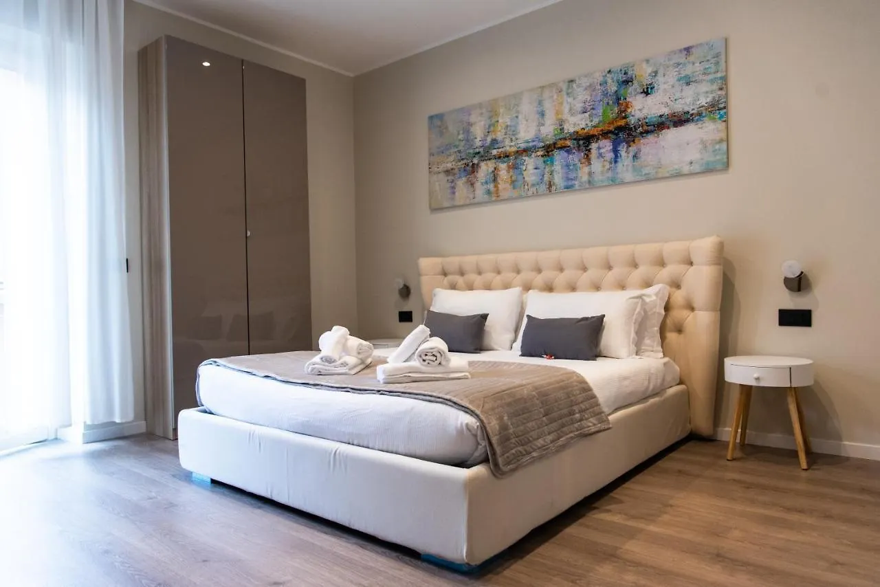 Xxiv Domus Luxury Suites Rome 0*,